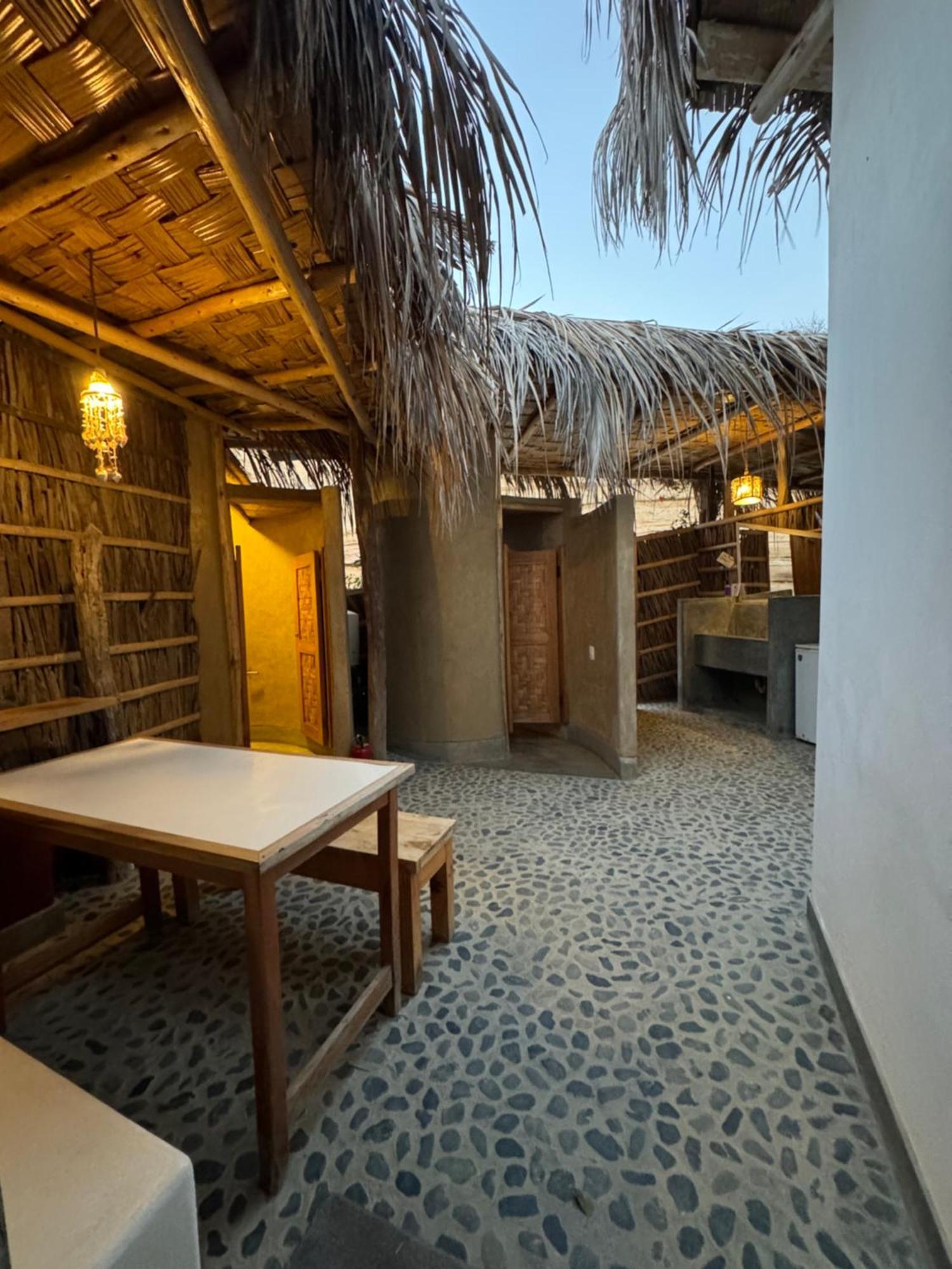 Hotel Piramide Titi Los Órganos Zewnętrze zdjęcie